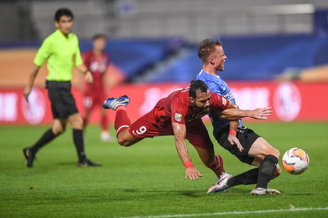 弗格45分辽宁惜败首钢 张宁17分山西胜四川