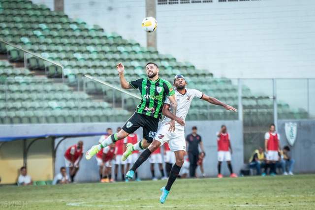 浓眉38+12詹姆斯27+10 湖人力克猛龙终结连败